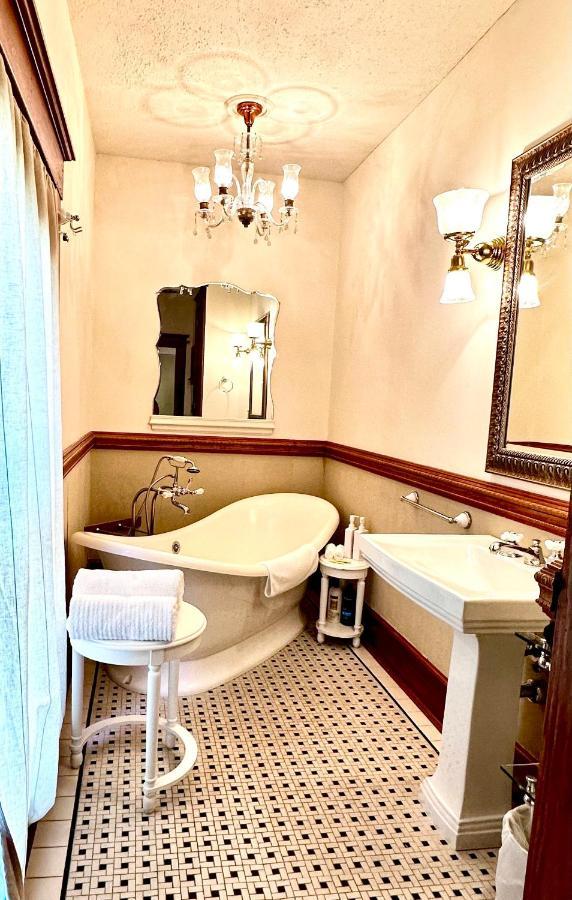 モービル The Kate Shepard Houseアパートホテル エクステリア 写真
